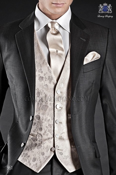 Ivory/gold groom waistcoat in silk jacquard fabric