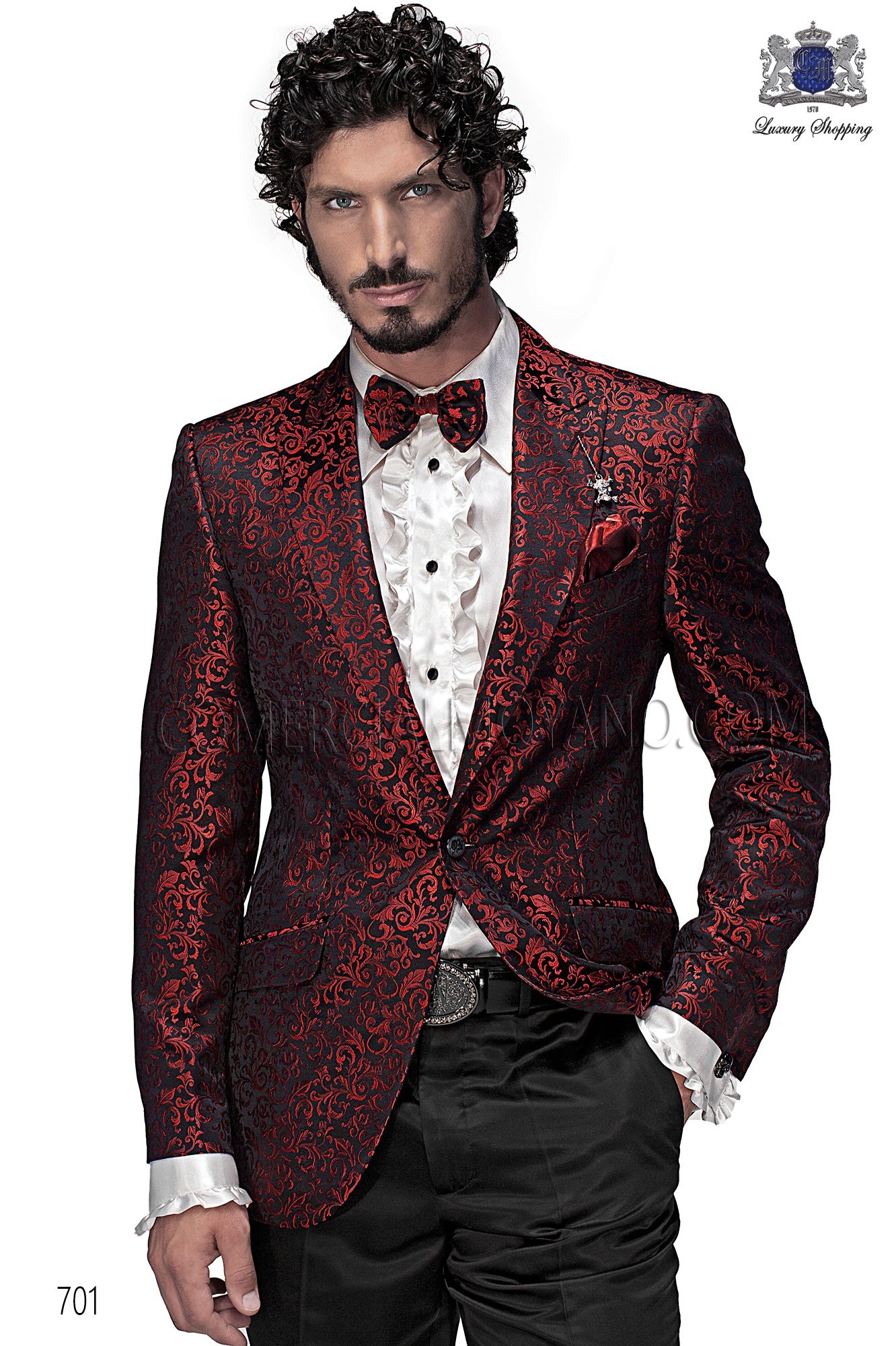 Traje de moda hombre negro/rojo modelo: 701 Mario Moyano colección Emotion