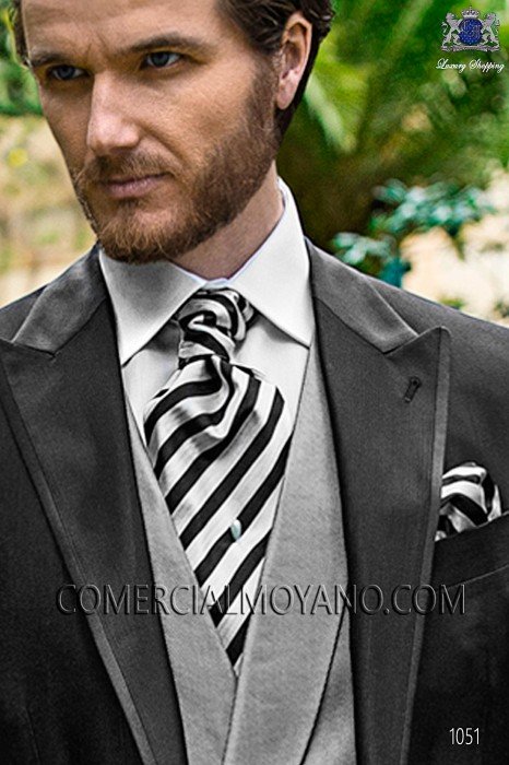 Black and silver striped ascot tie and handkerchief 56579-2845-8000 Ottavio Nuccio Gala.
