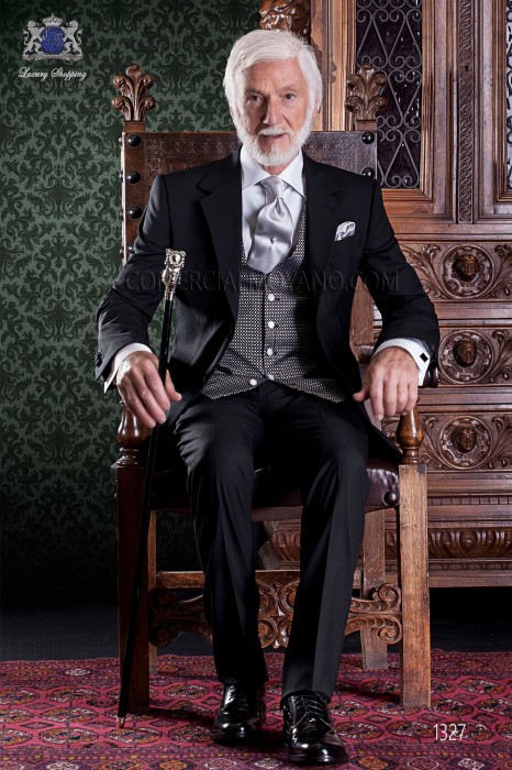 Italienne costume de tailleur 2 pièces, avec coupe élégante "slim" deux boutons. Frais tissu de laine noire.