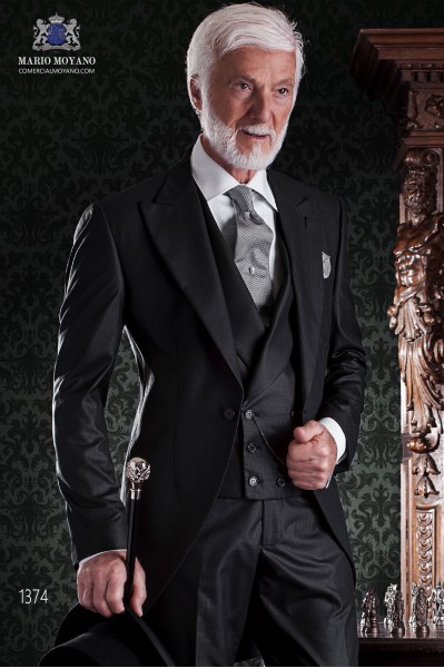 Elegant frock coat Italian tailoring cut "Slim". Tissue "ribbed".