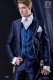  Costume de marié baroque. Levita millésime tissu noir brodé de brocart bleu et argent.