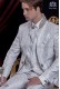 Costume de marié baroque. Vintage costume manteau de brocart gris perle tissu avec strass collier.