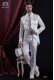 Anzug Barock. Klassiker Anzug Mantel weißen Satingewebe Nacken Napoleon.