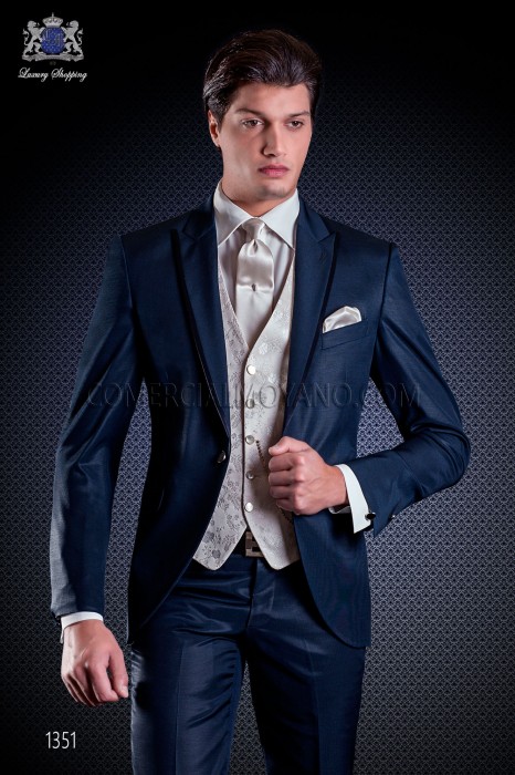 Veste de costume de coupe élégante Slim, en New Performance bleu. Revers en pointe avec bords contrastants