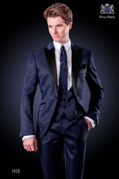 Veste de costume de coupe élégante Slim, en New Performance bleu. Revers en pointe en satin et un seul bouton
