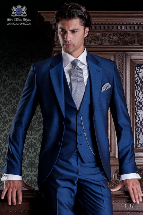 Italienne couture maillot 2 pièces, avec un élégant coupé "Slim". Bleu tissu de laine d'alpaga.