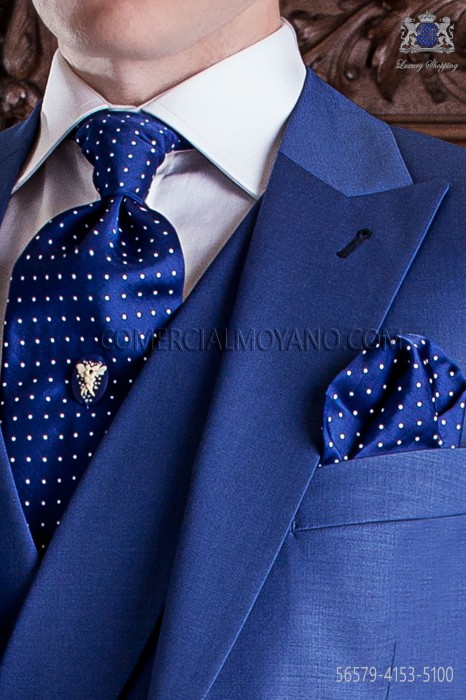 Bleu avec pois blancs marié ascot cravate avec un mouchoir