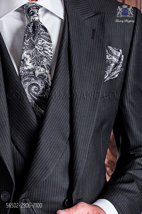 Gris cravate en soie avec motif cachemire et correspondant mouchoir de poche