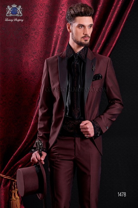 Italian maroon fashion groom suit slim fit. Peak lapels and 1 button. Fabric wool mix. 