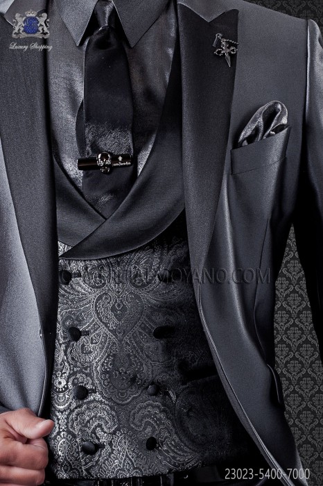 Groom double breasted waistcoat Italian tailoring, 8 button. Gray and black Jacquard fabric.