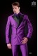 Italienne mode costume croisé violet. Satin revers en pointe et 6 boutons. Laine mélangée tissu.