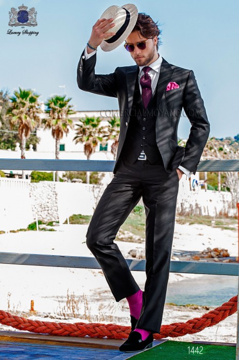 Teiligen Anzug modernen "Slim". Amerikaner mit spitzen Revers und ein Knopf. Shantungseide Stoff schwarz Farbe