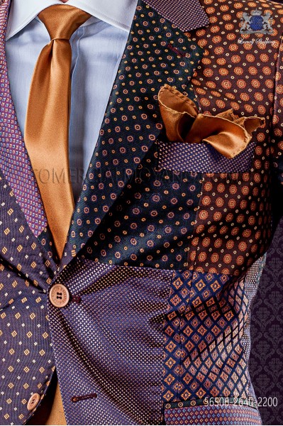 Corbata estrecha con pañuelo tejido dorado de raso