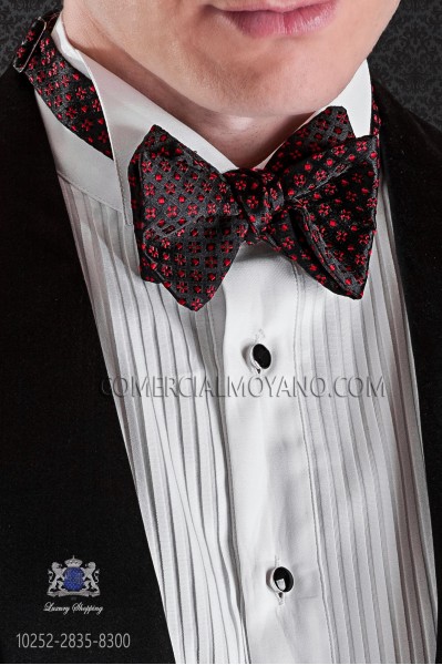 Black and red designs silk bow tie