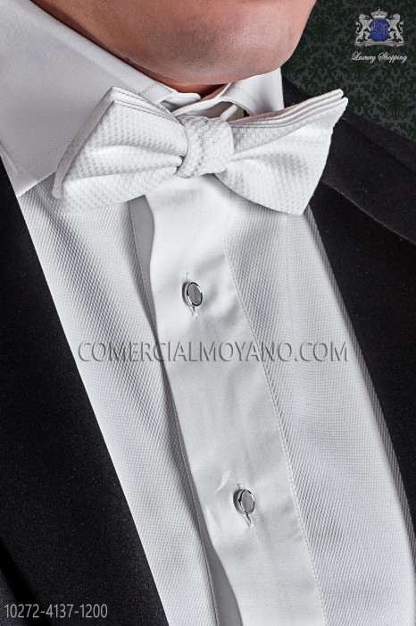 White bow tie in cotton pique fabric