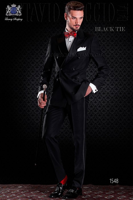 Esmoquin cruzado de novio en color negro. Elegancia y excelencia en el vestir de noche para caballeros.
