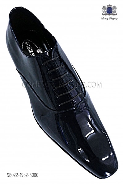 Dark blue patent leather Francesina shoes