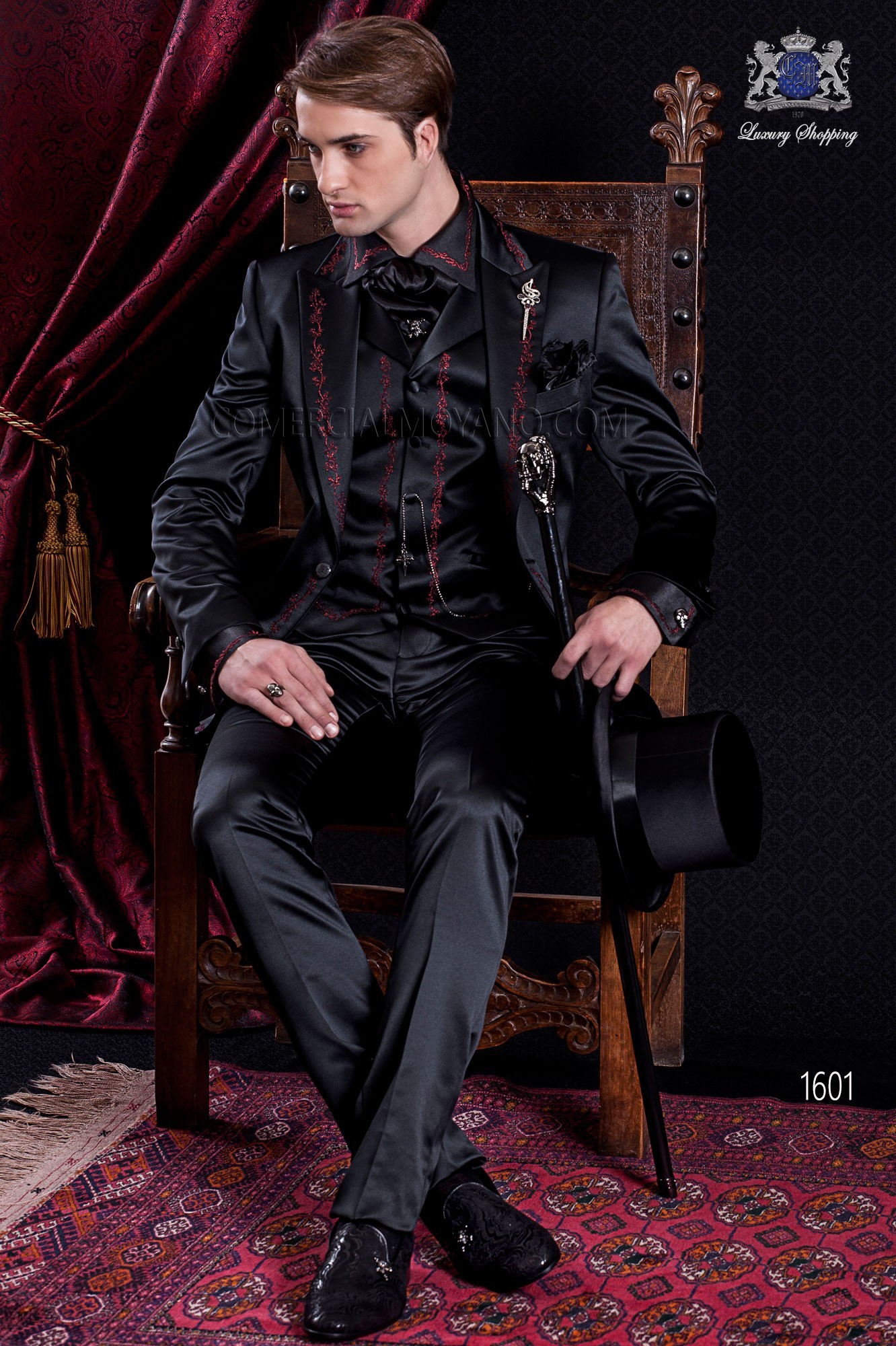 Gothic black satin frock coat red embroidered. model 1601 Mario Moyano