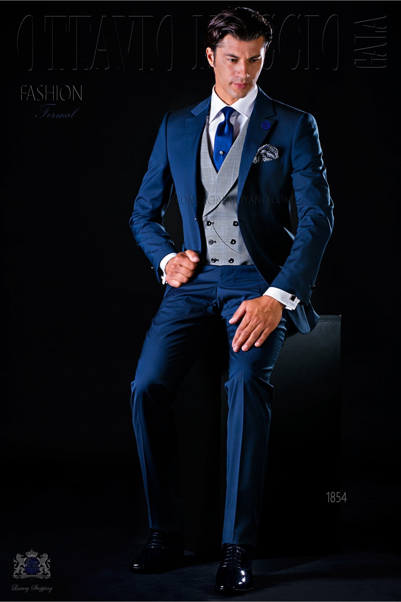 Bespoke blue suit with 2 buttons model 1854 Mario Moyano
