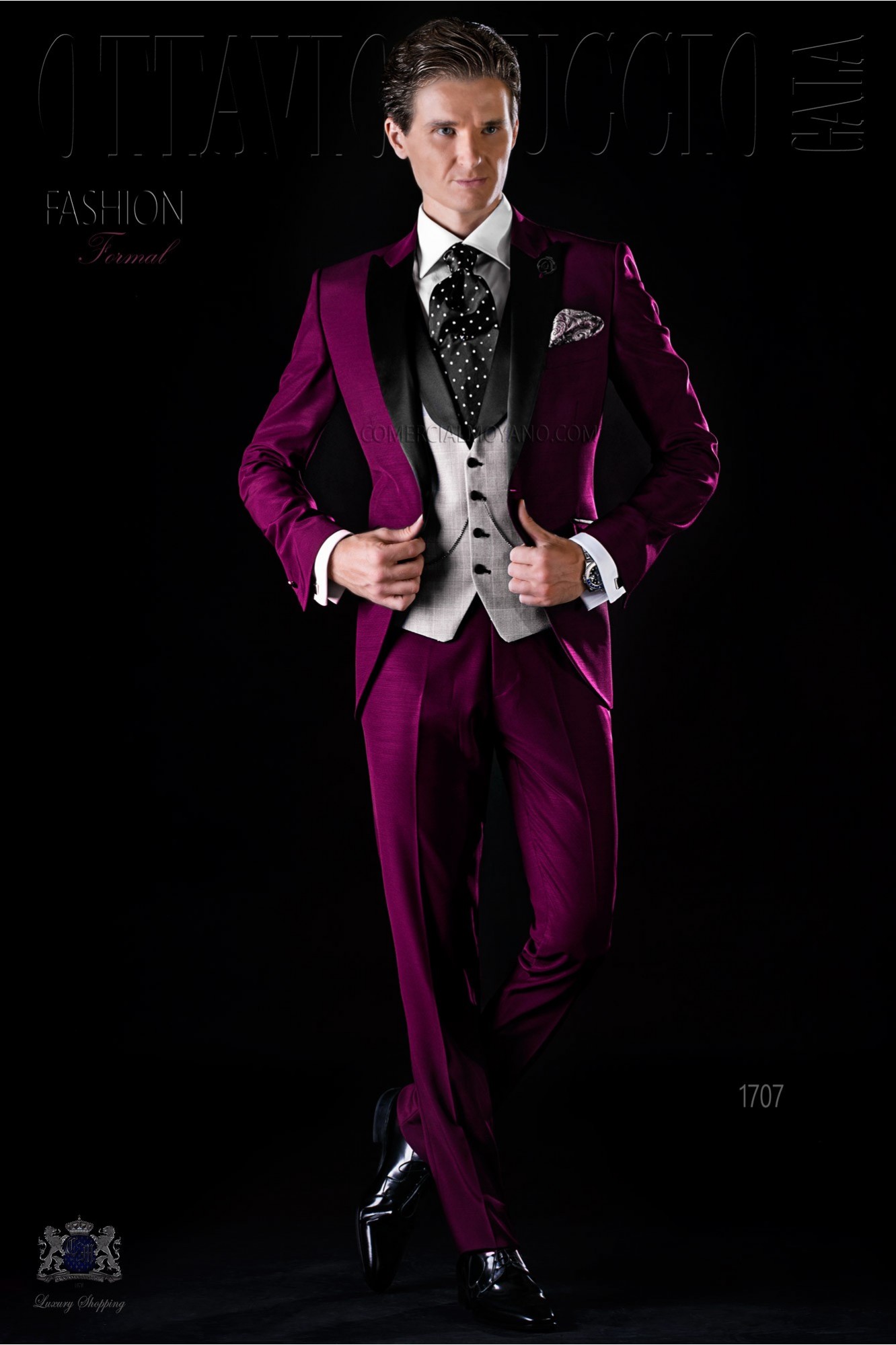 Bespoke burgundy suit with satin lapels model 1707 Mario Moyano
