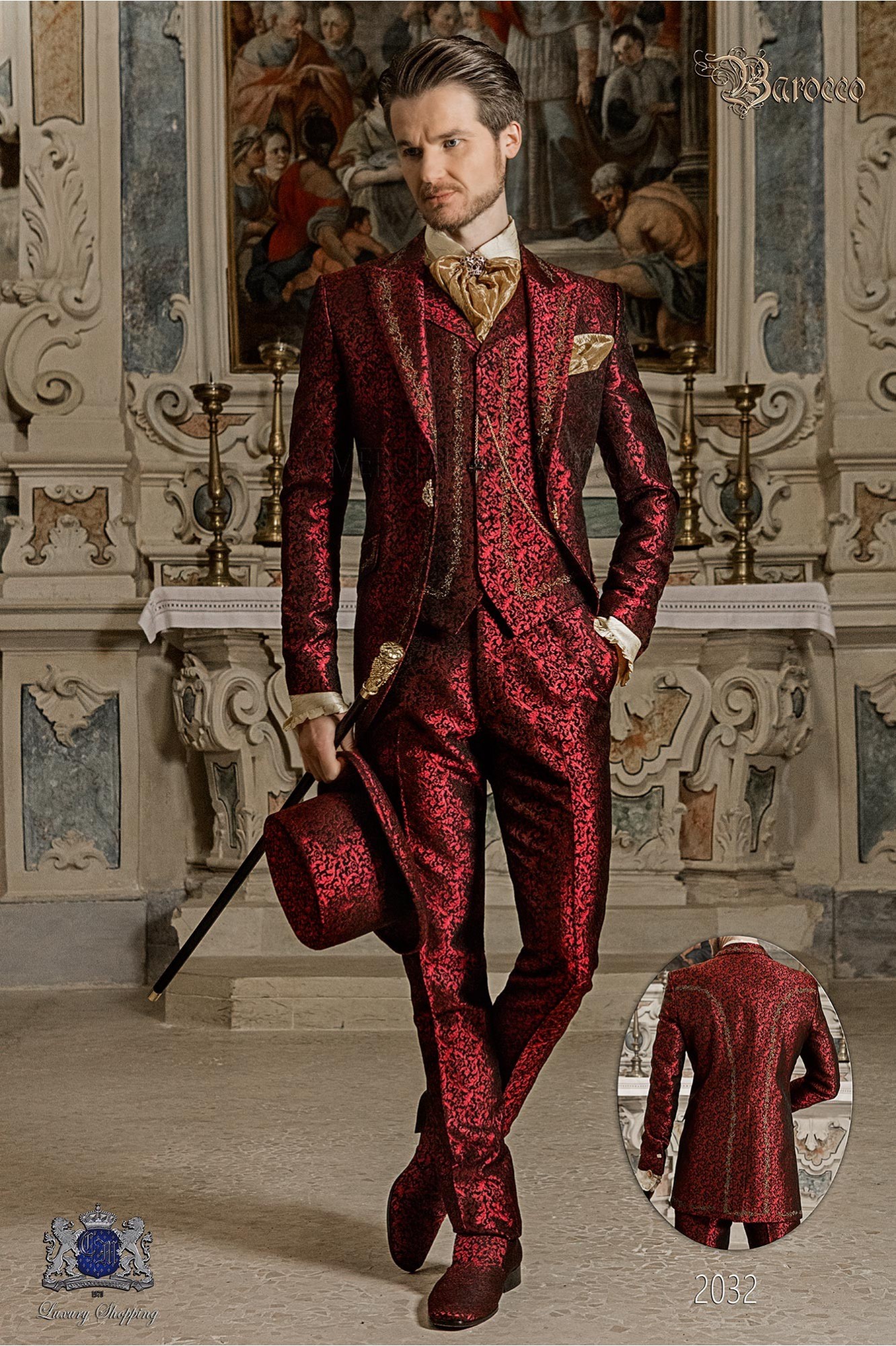 Traje de novio barroco, levita de época en tejido jacquard rojo con bordados dorados y broche de cristal