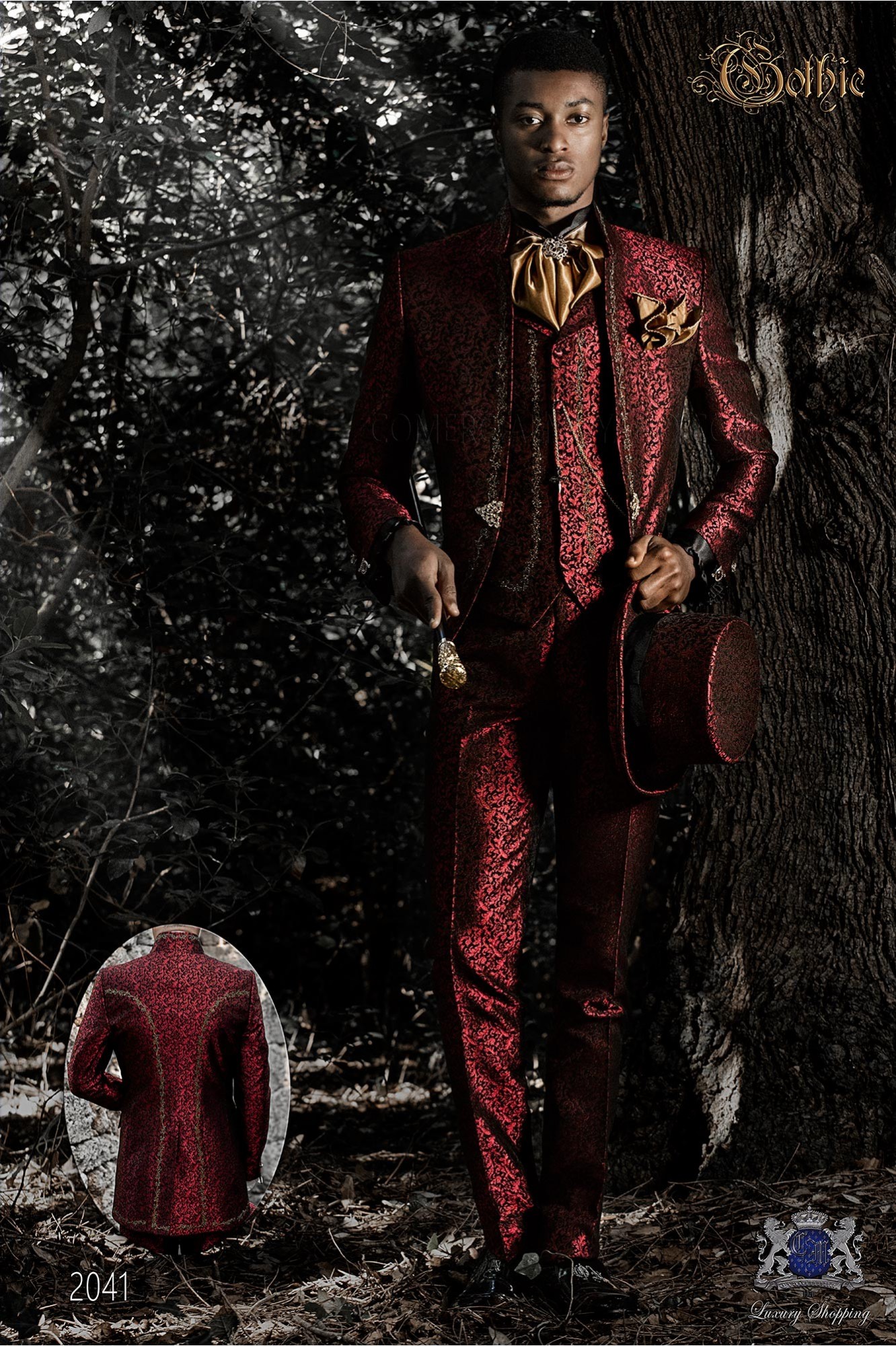 Traje de novio barroco, levita de época cuello mao en tejido jacquard rojo con bordados dorados y broche de cristal