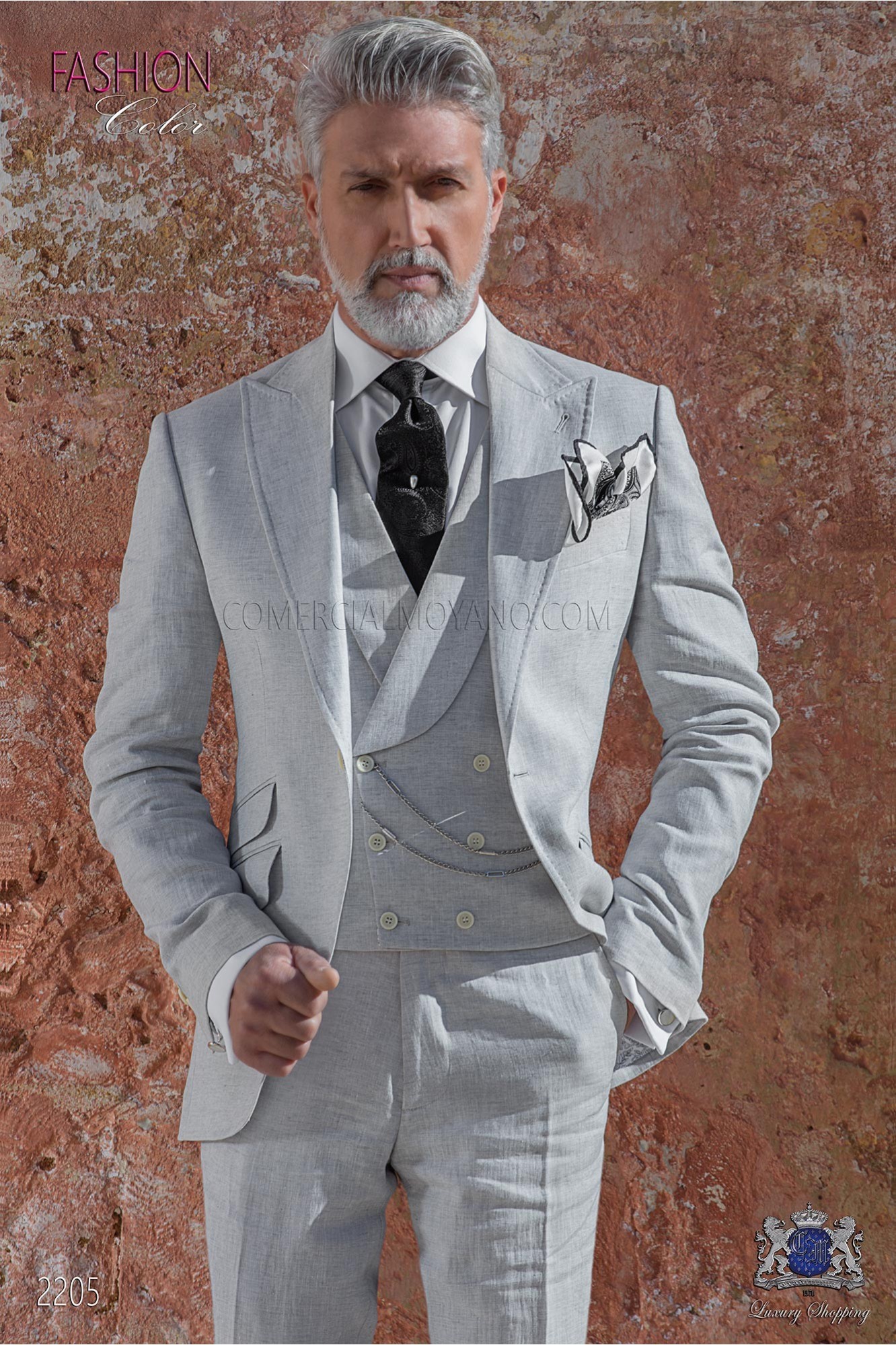 Traje de novio a medida gris claro de lino modelo: 2205 Mario Moyano colección Hipster