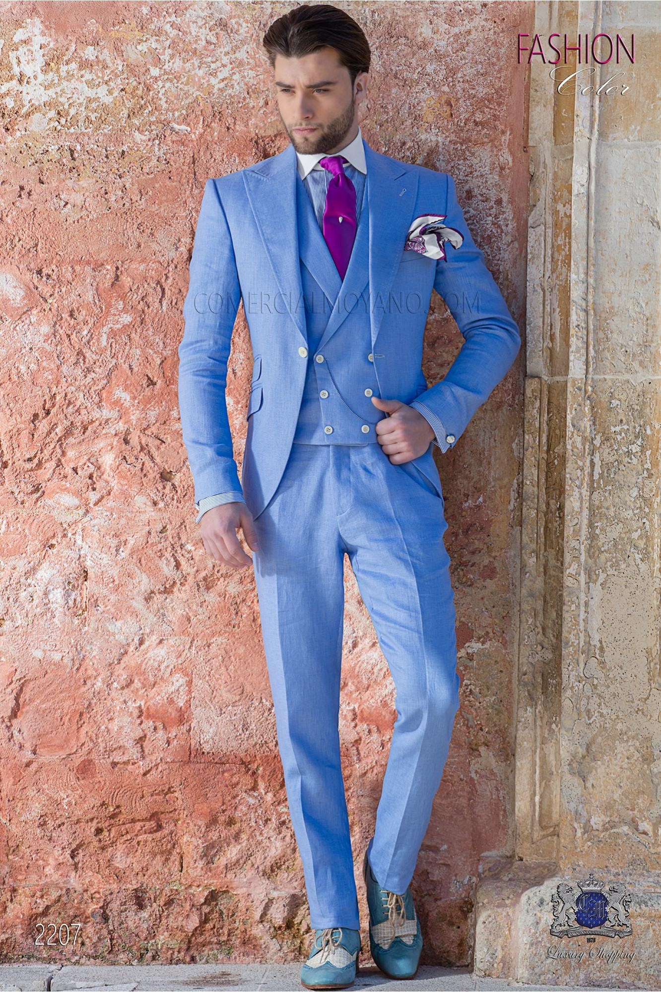Traje de novio a medida azul de lino modelo: 2207 Mario Moyano colección Hipster
