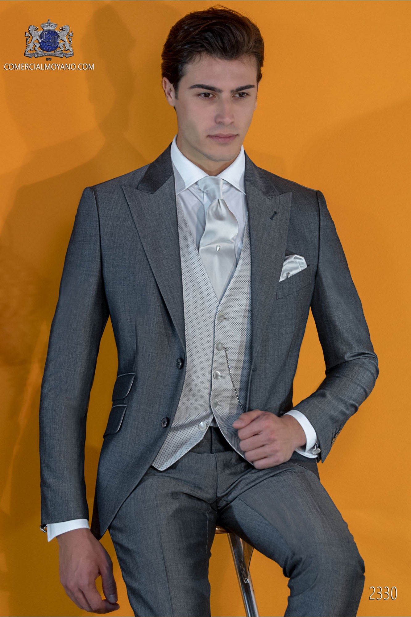 Traje de novio gris mixto lana mohair alpaca modelo: 2330 Mario Moyano colección Gentleman
