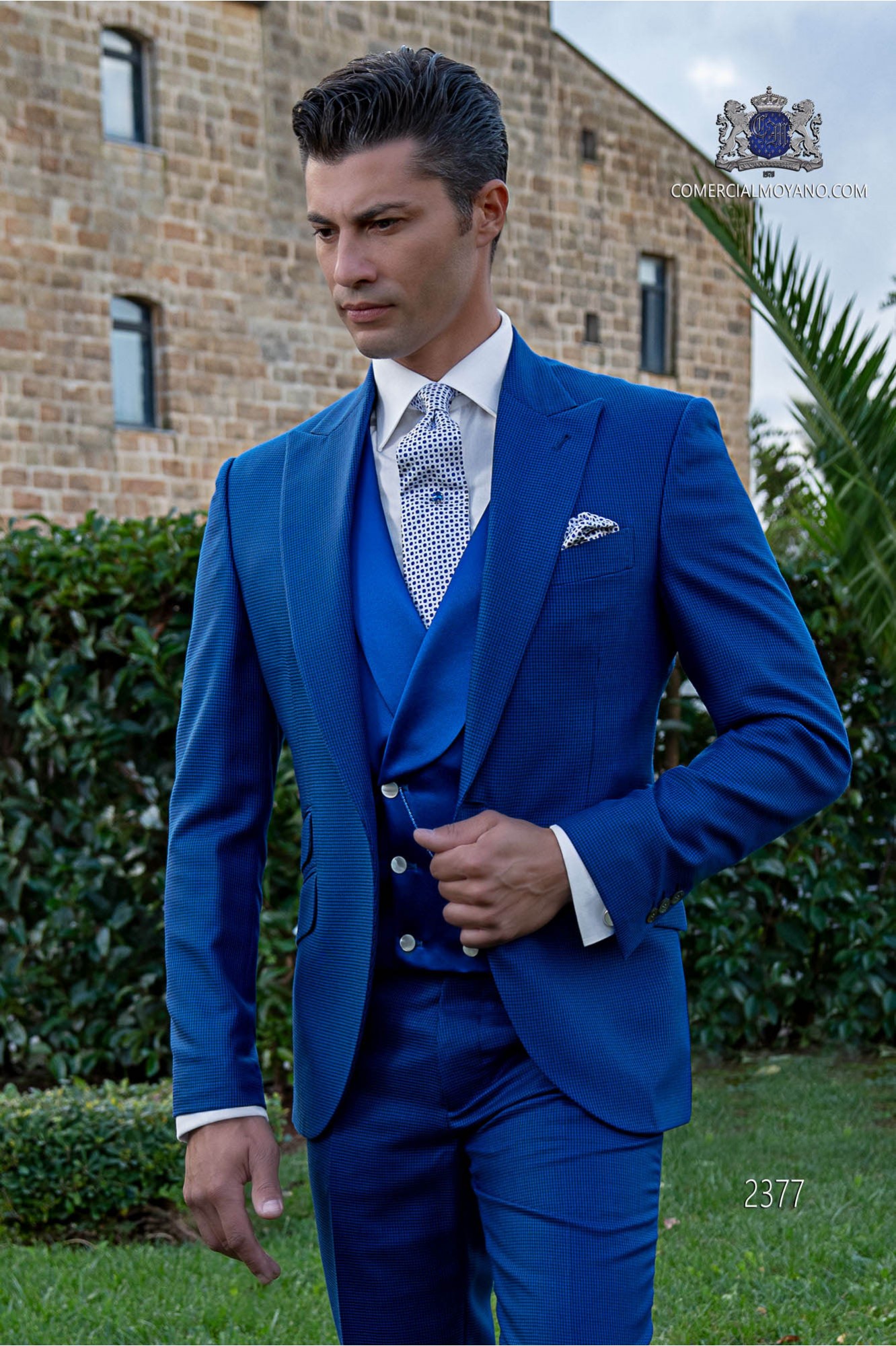 Traje de novio pata de gallo azul royal modelo: 2377 Mario Moyano colección Gentleman