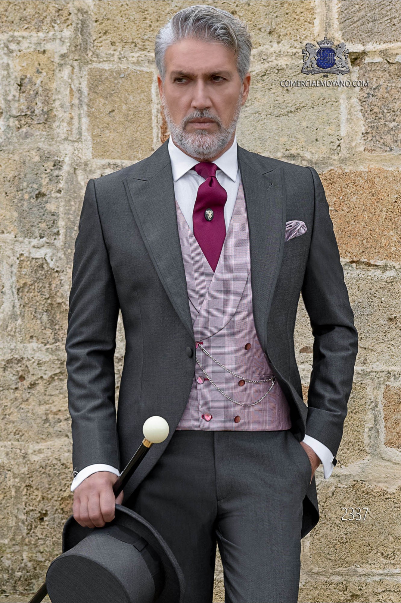Chaqué italiano de elegante corte “Slim”. Tejido lana de alpaca gris marengo modelo: 2337 Mario Moyano colección Gentleman