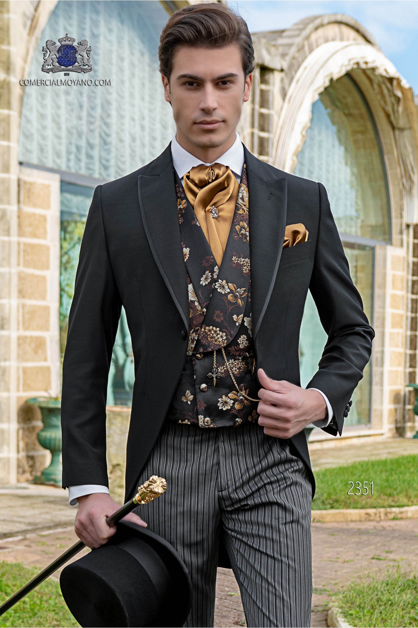 Chaqué negro coordinado con pantalón raya diplomática modelo: 2351 Mario Moyano colección Gentleman