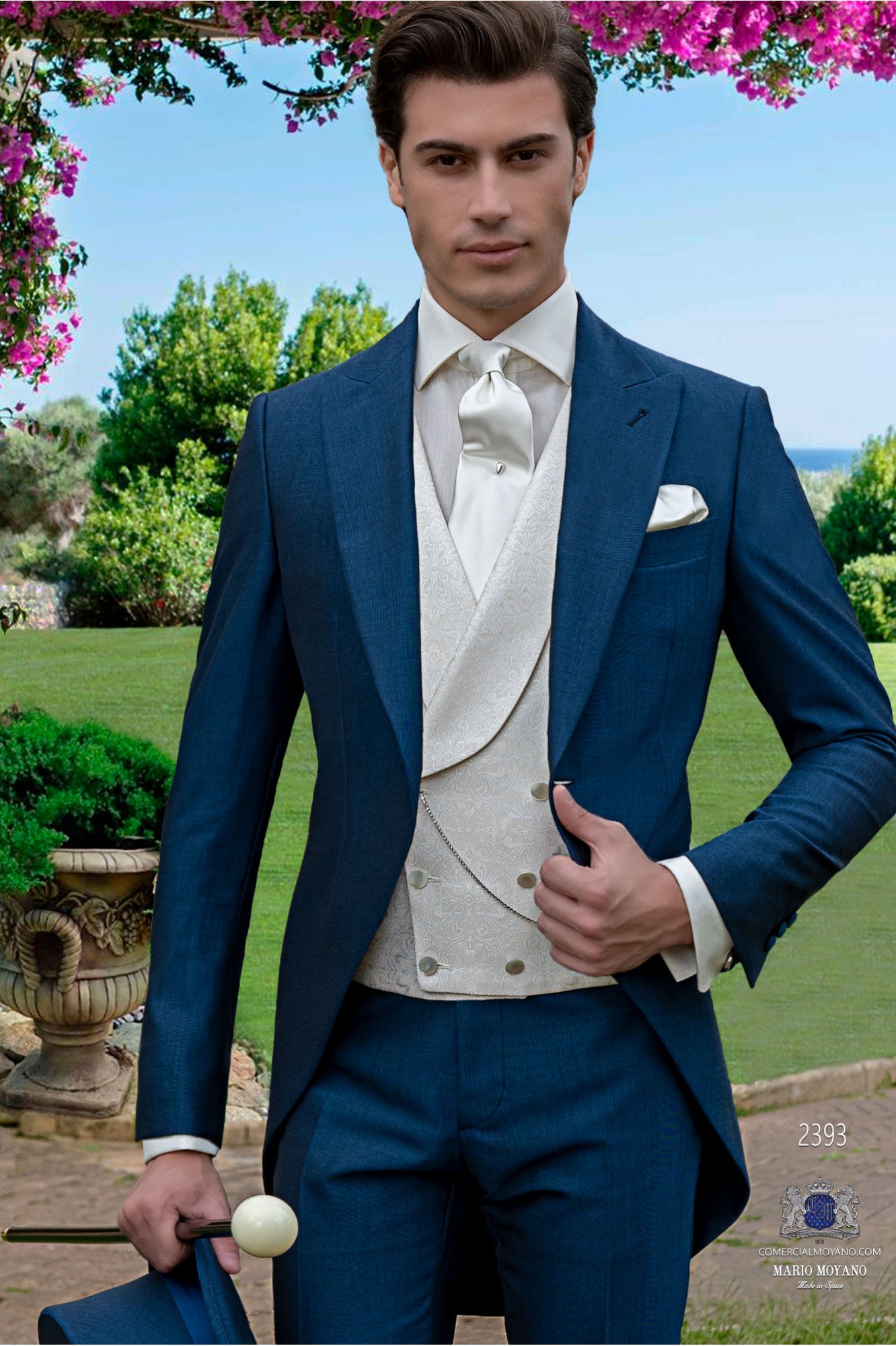 Tailored blue suit model 2393 Mario Moyano