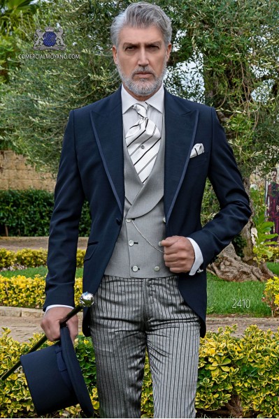 Italian blue short-tailed wedding suits with pinstripe trousers