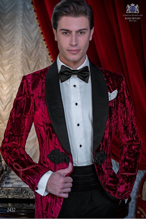 Bräutigam rot Smoking Anzug aus Samt mit Satin Revers Schalkragen Mario Moyano