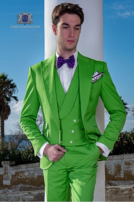 Costume moderne de style italien "Slim". Vert tissu 100% coton.