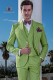 Traje moderno italiano de estilo “Slim”. Tejido color verde 100% algodón