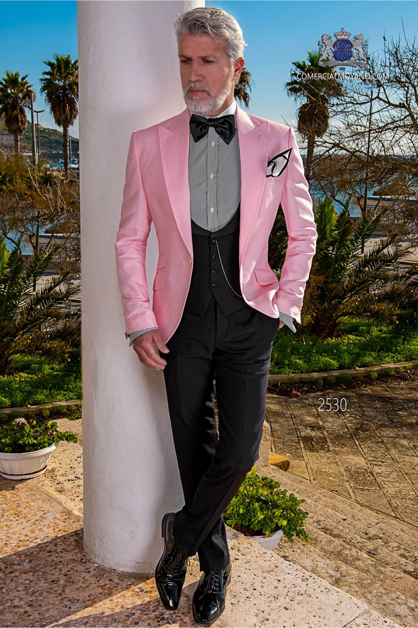 Traje de novio italiano a medida rosa de lino modelo: 2530 Mario Moyano colección Hipster