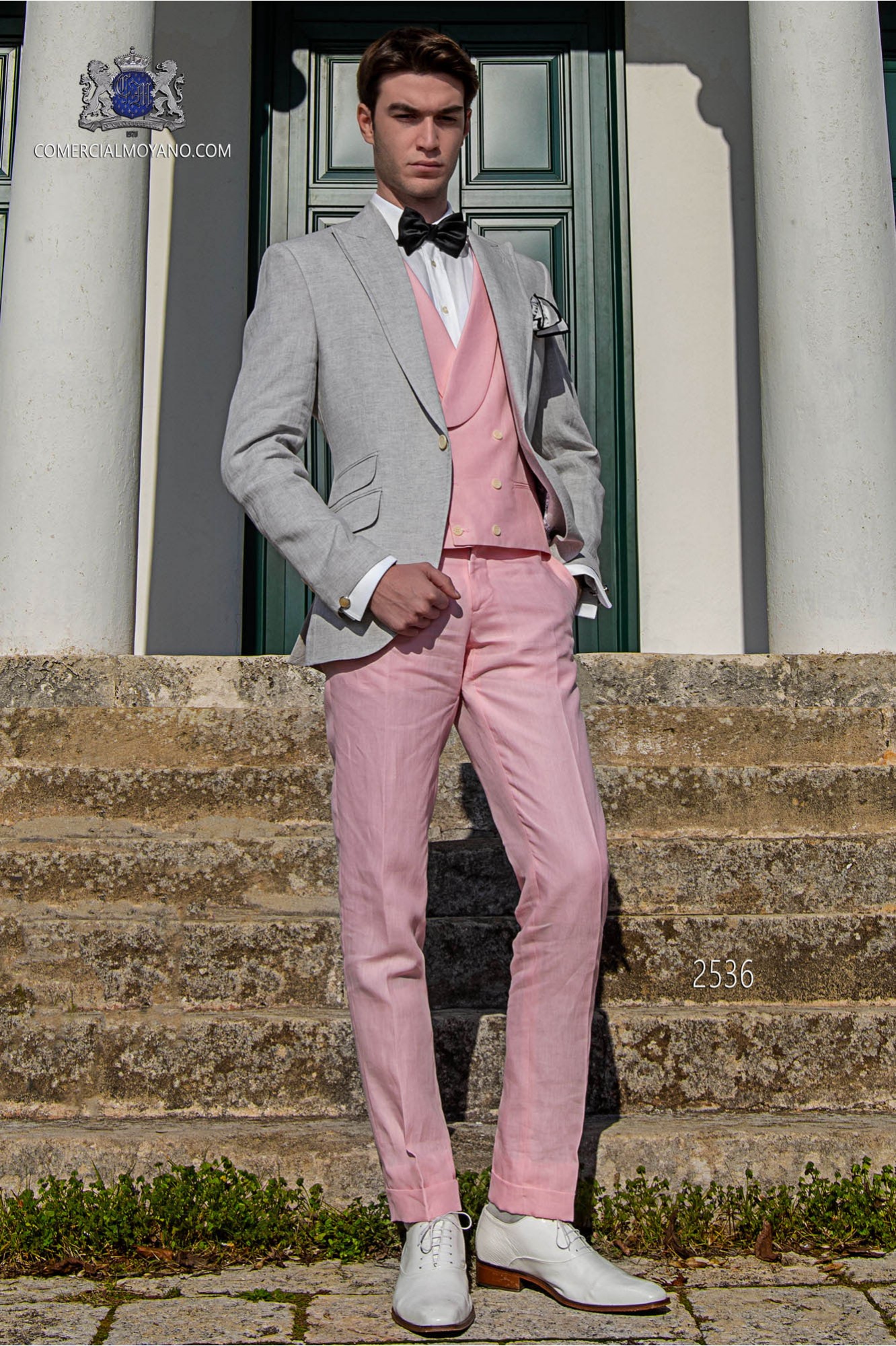 Stitched bespoke light gray pure linen suit model 2536 Mario Moyano