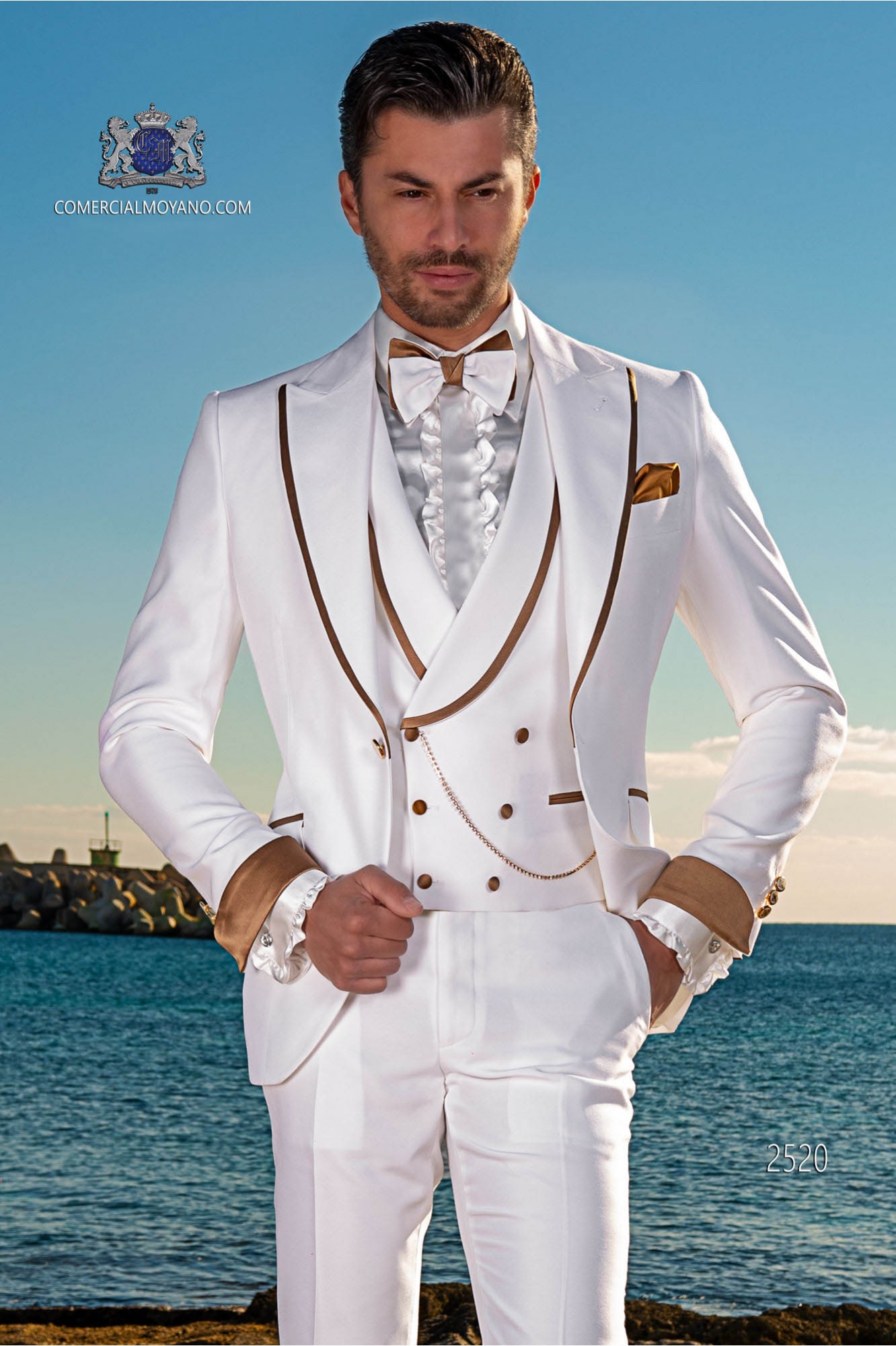 Bespoke white suit with gold satin lapels model 2520 Mario Moyano