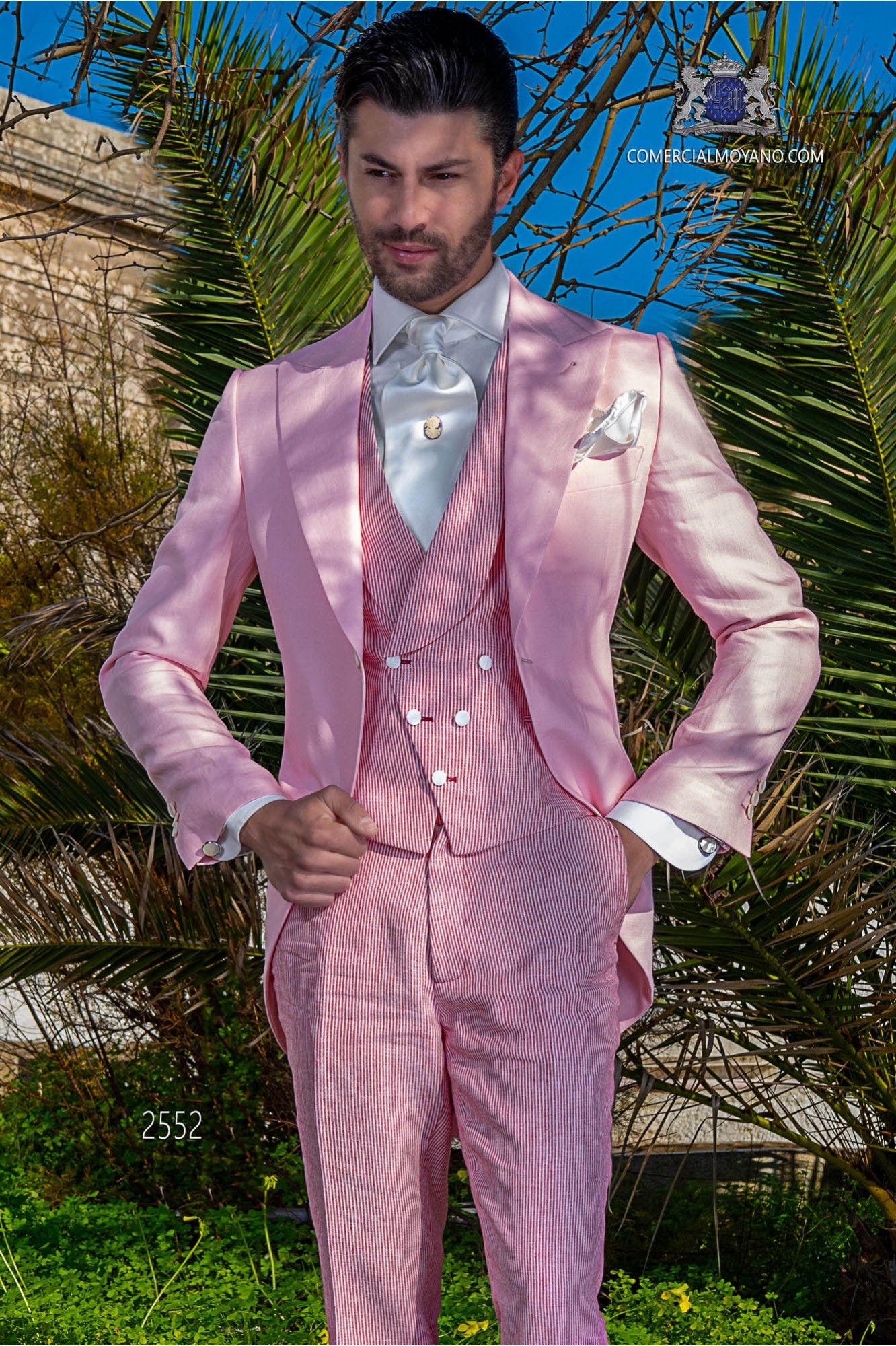 Chaqué - Levita de novio rosa en tejido de lino modelo: 2552 Mario Moyano colección Hipster
