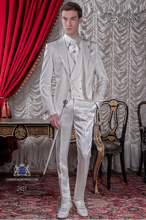 Costume de mariage ivoire avec un tissu jacquard spécial