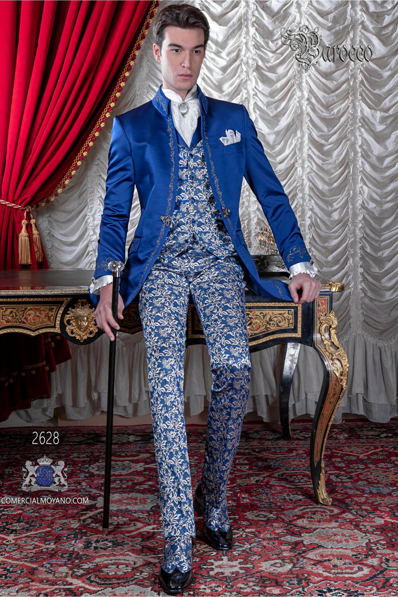 Groomswear Baroque. Vintage coat in blue satin with silver embroidery yarns model 2628 Mario Moyano