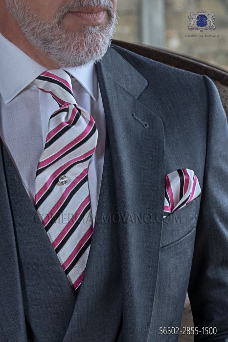 Cravate et mouchoir en soie blanc avec des rayures roses et noires