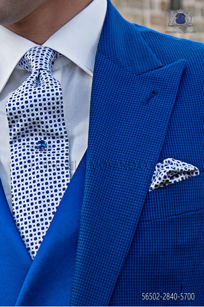 Blue/white silk tie and handkerchief 56502-2840-5700 Ottavio Nuccio Gala.