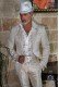 Costume de marié rocker gothique ivoire en tissu jacquard de soie shantung et coupe italienne